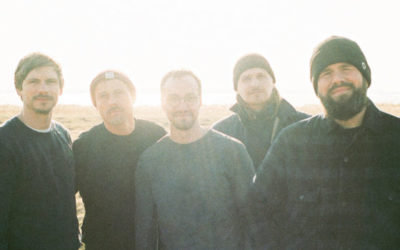 Feine Sahne Fischfilet – Komplett im Arsch in “50 Hits in C-Dur: Rock & Pop Band 3”